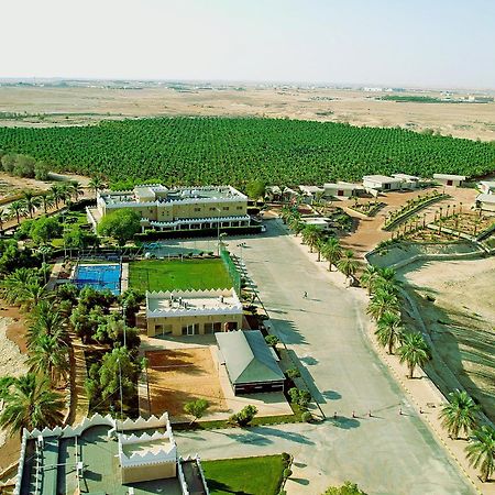 Al Malfa Resort Unaizah Exteriör bild