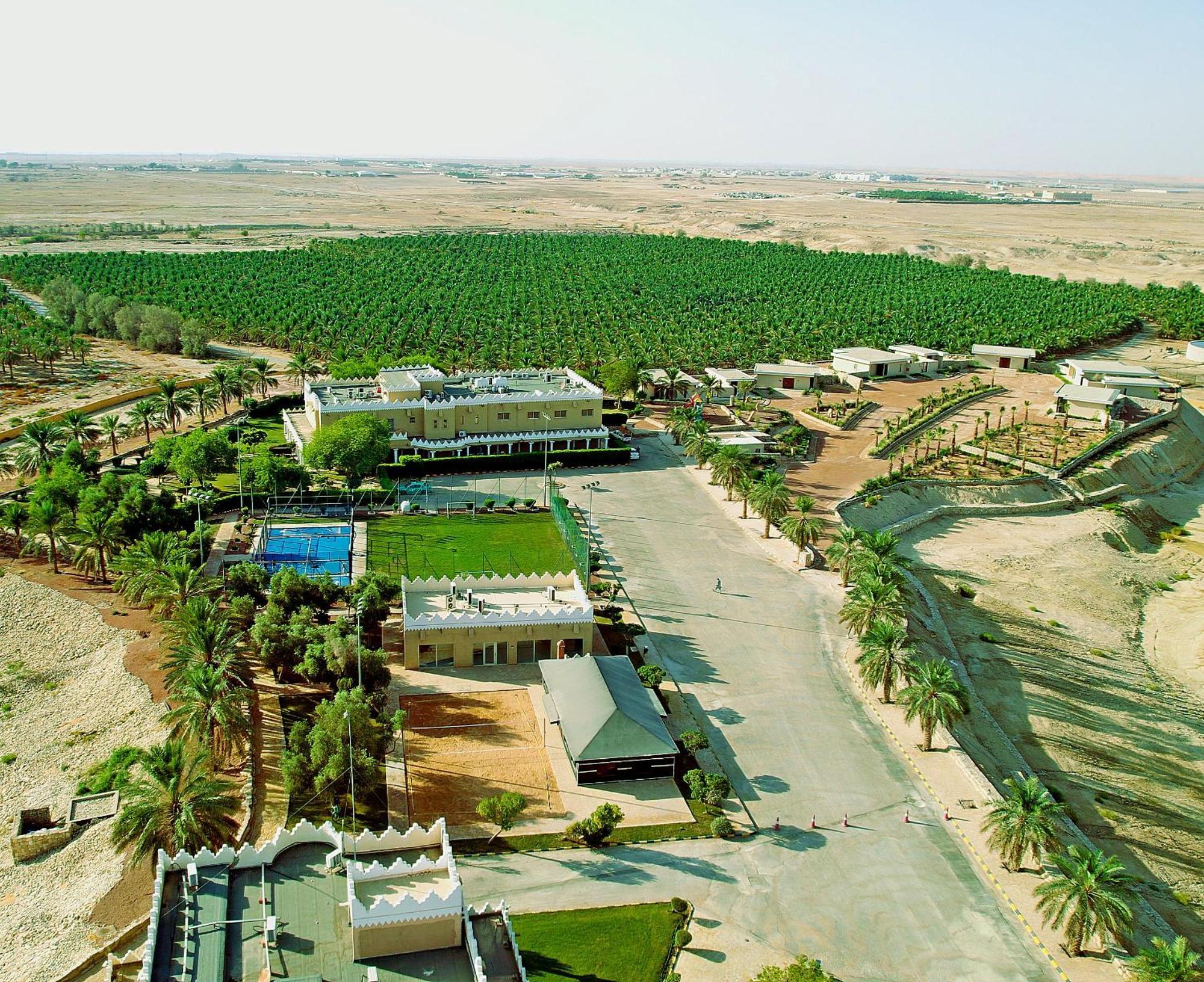 Al Malfa Resort Unaizah Exteriör bild