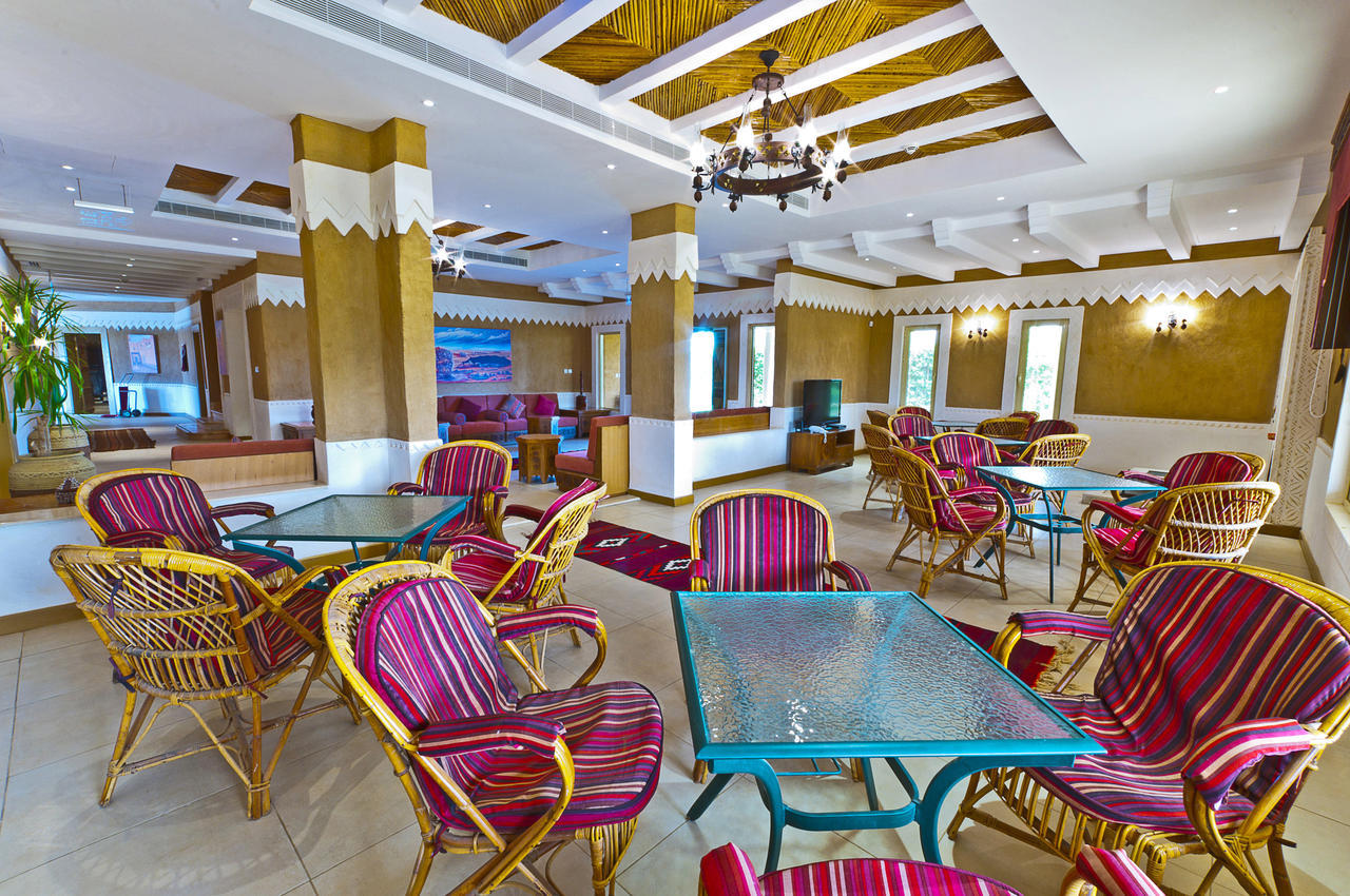 Al Malfa Resort Unaizah Exteriör bild